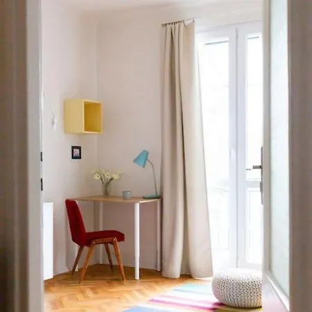 Superapart Mila 5, Center, Great Vibe Varsó